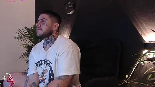 Ash gusbig online show from 02.12.25