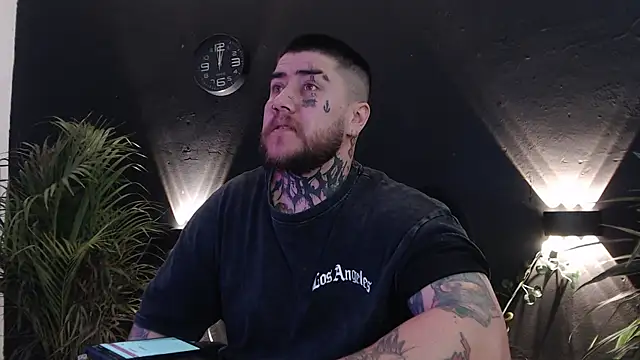 Ash gusbig online show from 03.15.25