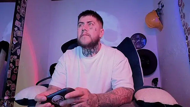 Ash gusbig online show from 09.12.25