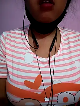 Snapshot of Samarya-78 chatting on 02.21.25 Samarya-78 online show from 02.21.25
