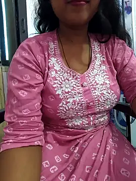 Snapshot of Samarya-78 chatting on 10.08.25 Samarya-78 online show from 10.08.25