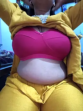 Snapshot of Samarya-78 chatting on 10.18.25 Samarya-78 online show from 10.18.25