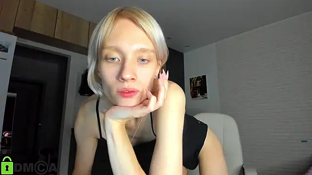  Alice Kitty online show from 11.17.25