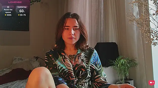 Snapshot of Aurora_workerr chatting on 03.04.25 Aurora workerr online show from 03.04.25