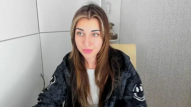 Summmmersky online show from 01.04.25