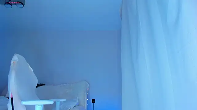 JennyWoody online show from 10.11.25