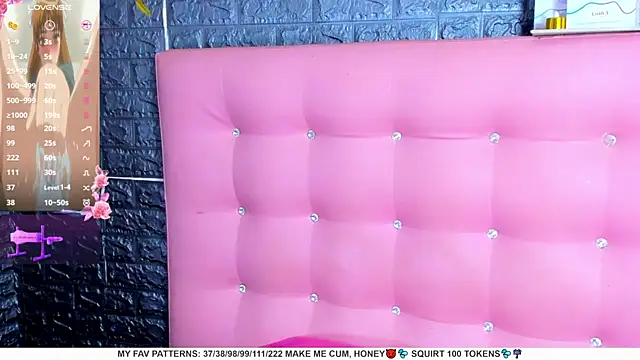 Snapshot of AriannaLewiis chatting on 02.09.25 AriannaLewiis online show from 02.09.25