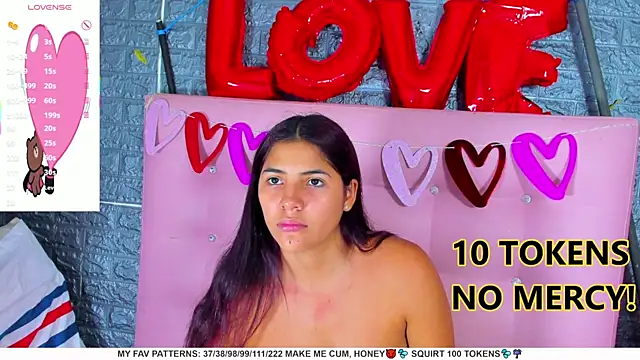 Snapshot of AriannaLewiis chatting on 02.15.25 AriannaLewiis online show from 02.15.25