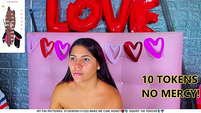 Snapshot of AriannaLewiis chatting on 02.16.25 AriannaLewiis online show from 02.16.25
