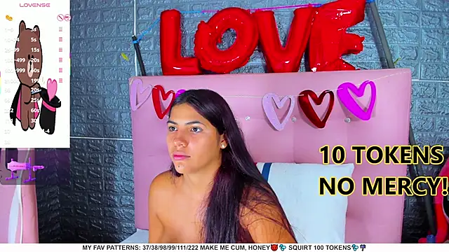Snapshot of AriannaLewiis chatting on 02.17.25 AriannaLewiis online show from 02.17.25