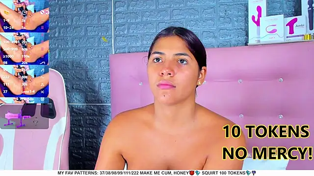 Snapshot of AriannaLewiis chatting on 02.21.25 AriannaLewiis online show from 02.21.25