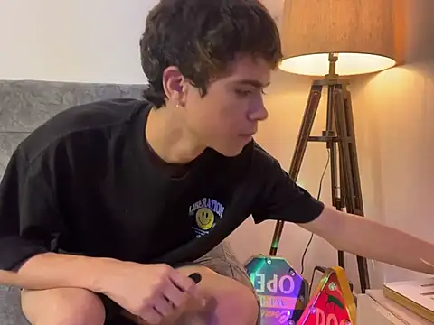 MyLatinHotBoys online show from 01.11.25