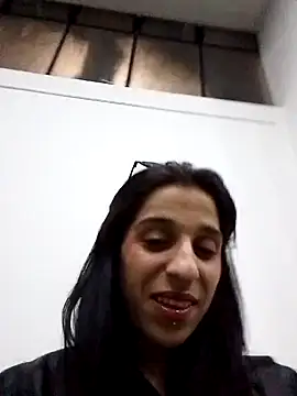 Snapshot of baby_liz01 chatting on 10.19.25 baby liz01 online show from 10.19.25