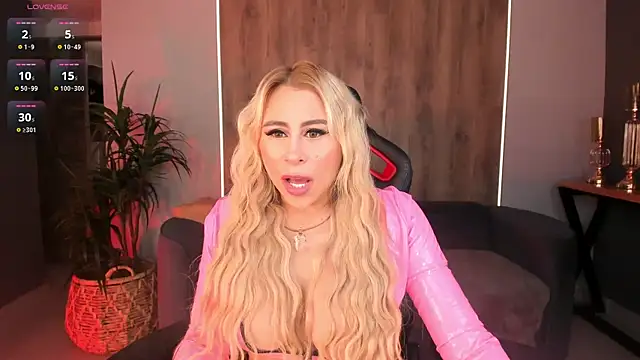 KylieCooper online show from 01.20.25