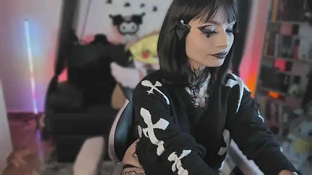 Naomii Soto online show from 04.18.26