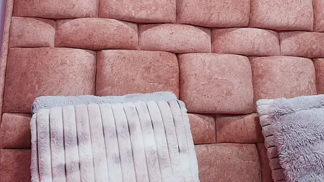 Snapshot of katecooper chatting on 03.03.25 katecooper online show from 03.03.25