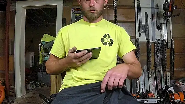 Snapshot of Bigoleslong98765 chatting on 10.19.25 Bigoleslong98765 online show from 10.19.25