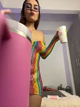 Miss-Abbii online show from 12.17.24