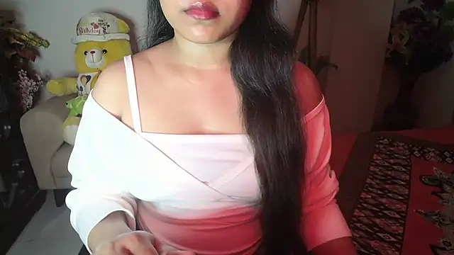 Snapshot of Most-Beautiful-Queen chatting on 12.25.24 Most-Beautiful-Queen online show from 12.25.24