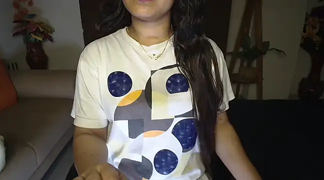 Snapshot of Most-Beautiful-Queen chatting on 02.23.25 Most-Beautiful-Queen online show from 02.23.25