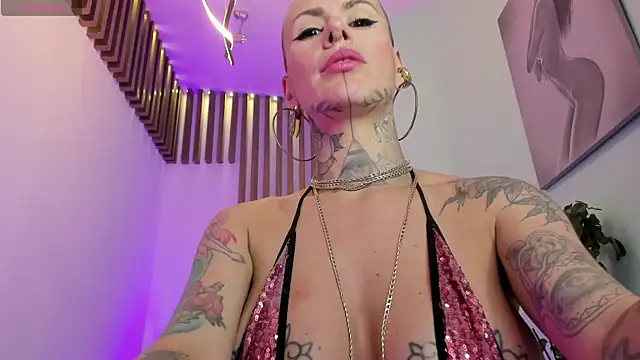 Snapshot of GinebraaFox_ chatting on 01.31.25 GinebraaFox  online show from 01.31.25