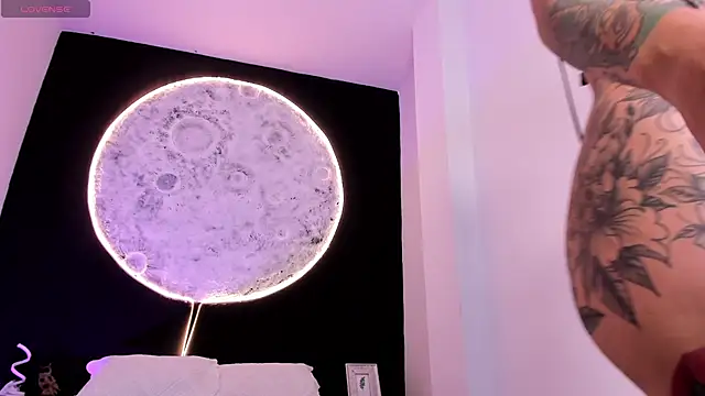 Snapshot of GinebraaFox_ chatting on 02.17.25 GinebraaFox  online show from 02.17.25