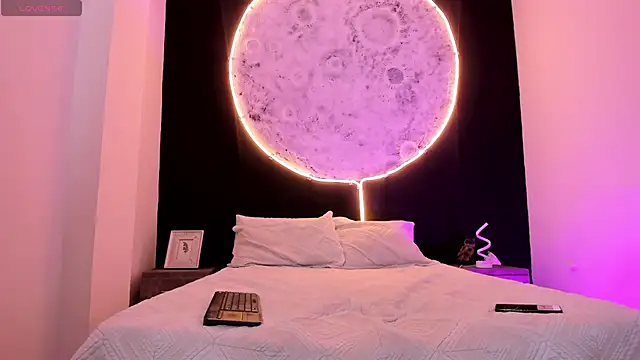 Snapshot of GinebraaFox_ chatting on 03.01.25 GinebraaFox  online show from 03.01.25