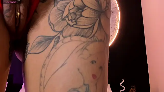 Snapshot of GinebraaFox_ chatting on 03.04.25 GinebraaFox  online show from 03.04.25