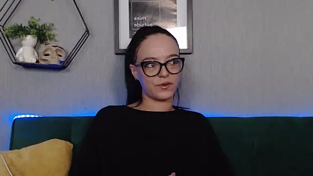 IzabelllNoir online show from 01.14.25