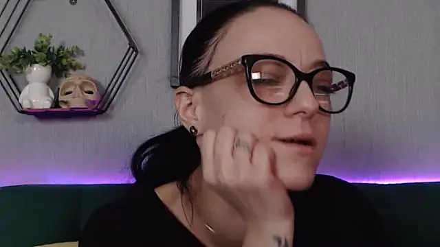 IzabelllNoir online show from 01.30.25