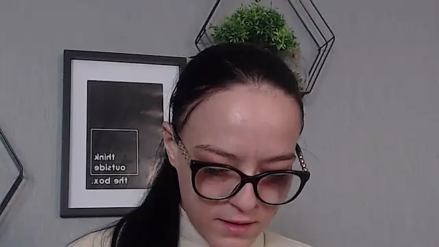 IzabelllNoir online show from 02.13.25