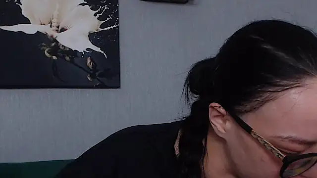 IzabelllNoir online show from 02.20.25