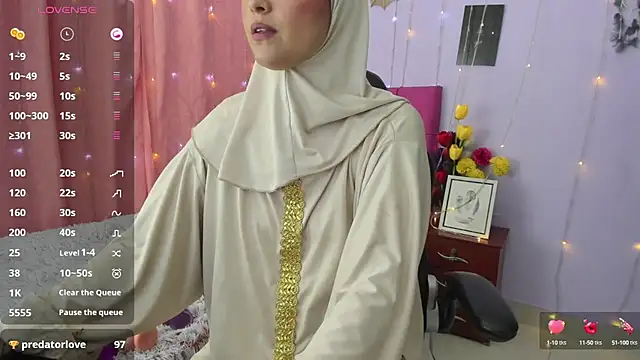 AishaAmin  online show from 12.07.24