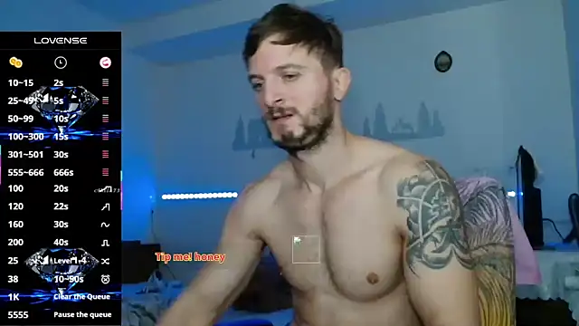 cuple hoot  online show from 10.18.25