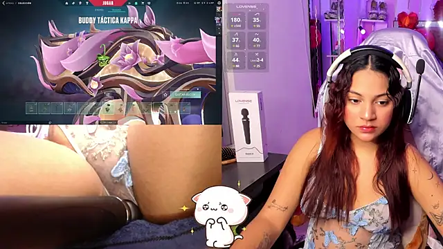 PetiteSophie  online show from 02.07.25