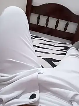 Snapshot of maikinhopL chatting on 01.31.25 maikinhopL online show from 01.31.25