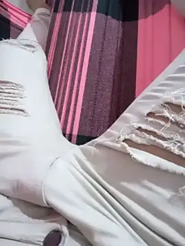 Snapshot of maikinhopL chatting on 03.11.25 maikinhopL online show from 03.11.25