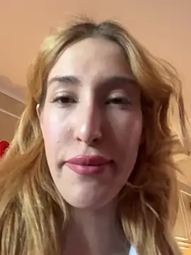 SerenaBennet online show from 03.07.25