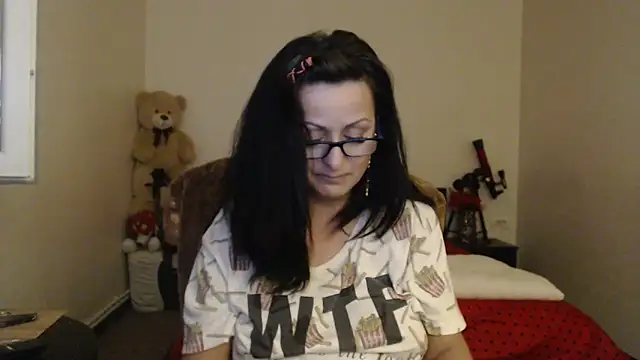 YourDreamLoverr online show from 01.17.25