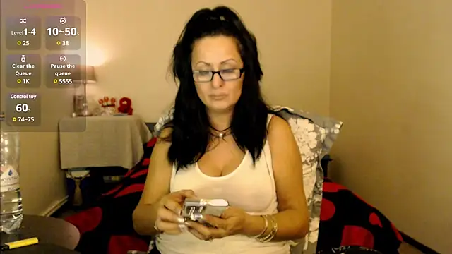 YourDreamLoverr online show from 02.11.25