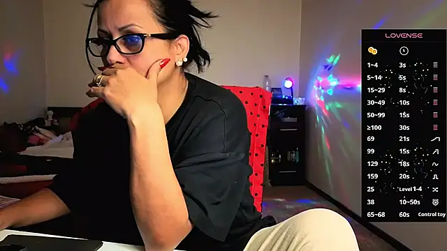 YourDreamLoverr online show from 09.26.25