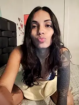 Snapshot of Anifer chatting on 01.23.25 Anifer online show from 01.23.25