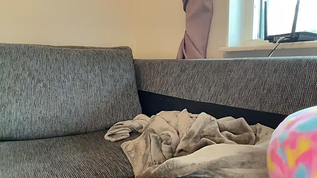 Snapshot of cumwithmee3 chatting on 10.14.25 cumwithmee3 online show from 10.14.25