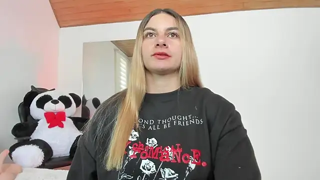 AtheneaRossi online show from 02.11.25