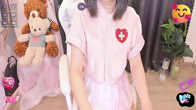 Yuka Chan online show from 02.05.25