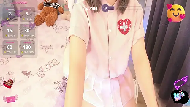 Yuka Chan online show from 02.12.25