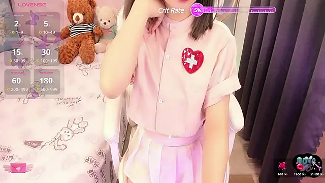 Yuka Chan online show from 02.20.25