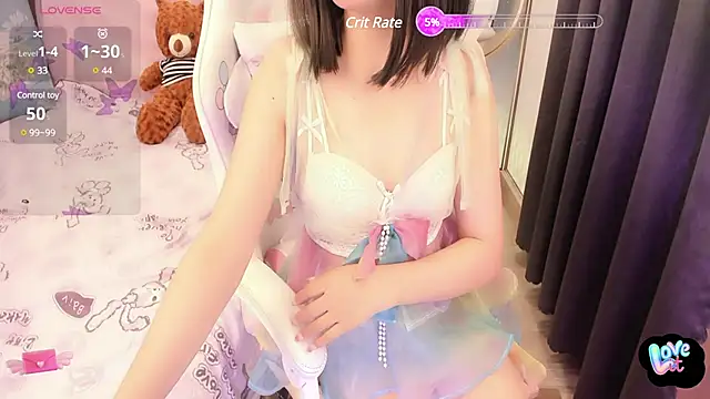 Yuka Chan online show from 02.20.25