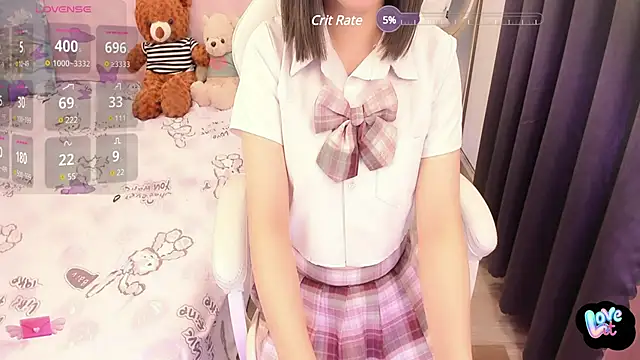Yuka Chan online show from 02.23.25