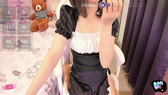Yuka Chan online show from 02.24.25